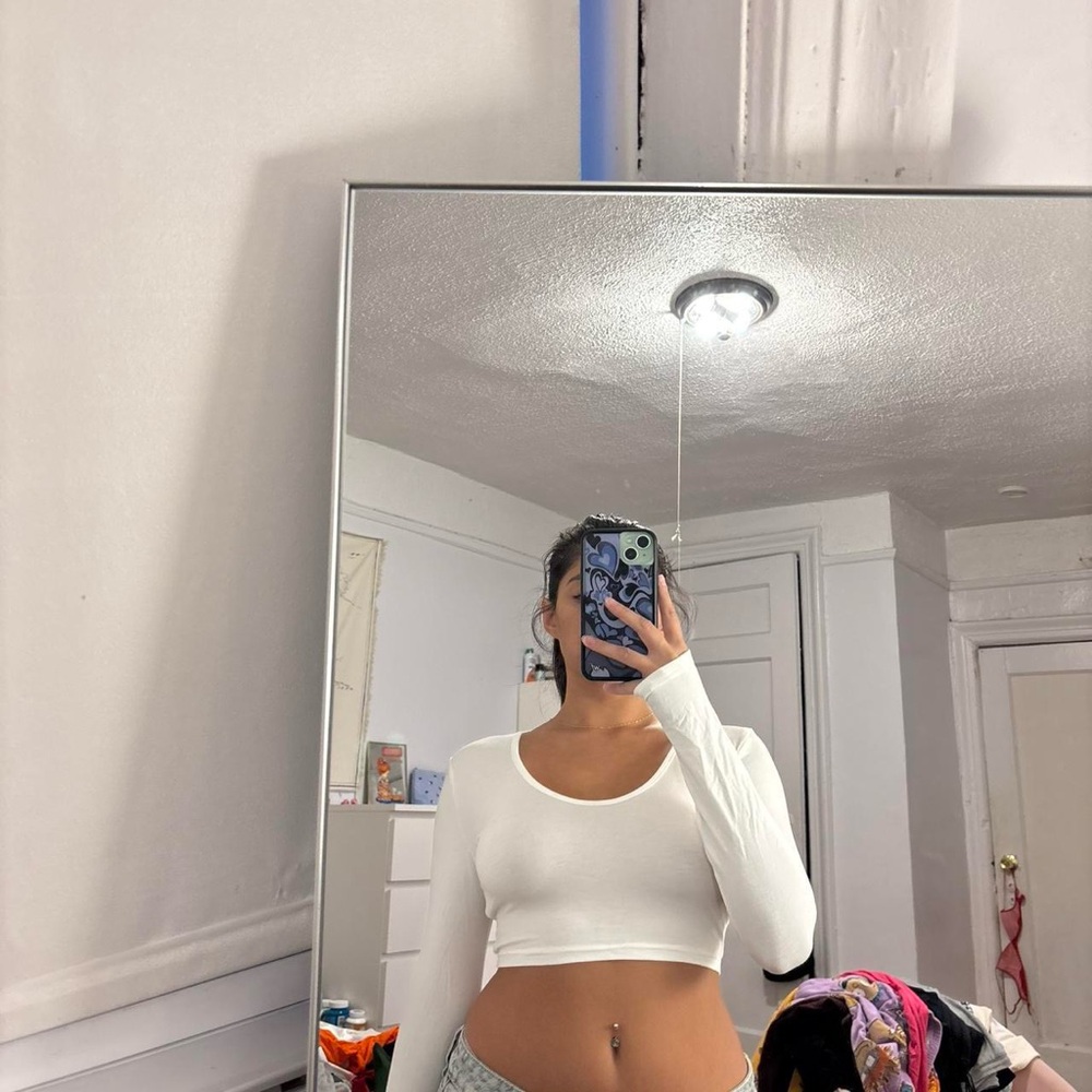 SHEIN White Scoop Neck Long Sleeve Bodysuit